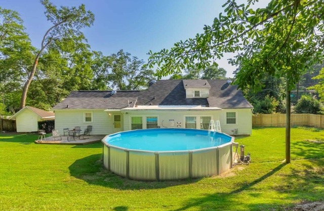 Pool! Near Downtown&Parks- The Cozy Guest Cottage