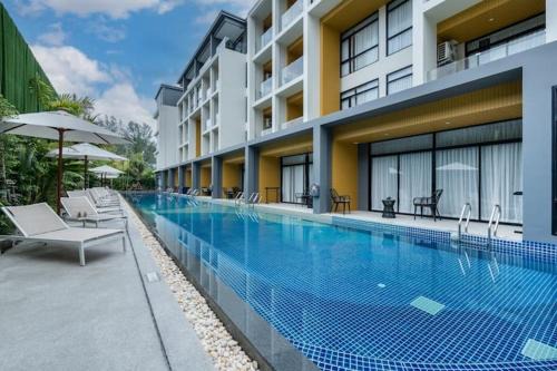 Pool View Wyndham Condo 1310
