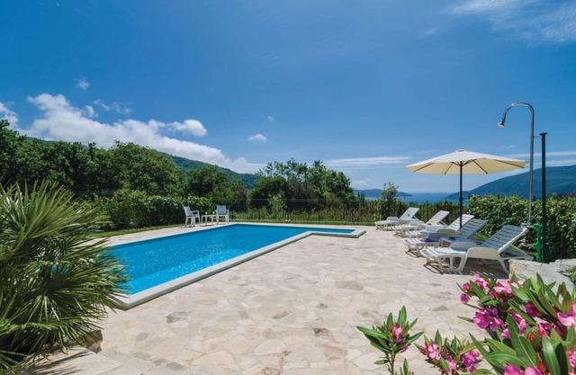 Pool Villa Panorama Mojdež, Igalo, Montenegro