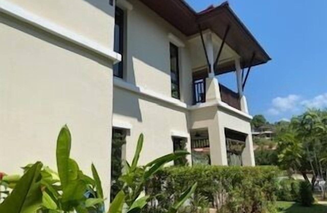 Poolside Luxury Laguna 2-Bed Villa in Cherngtalay
