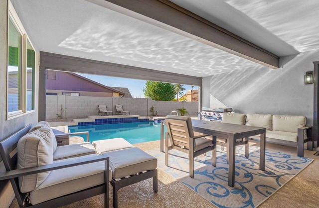 Poolside Patio | Close to Westgate | Dog Friendly