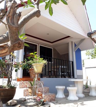 Poopreaw Koh Larn