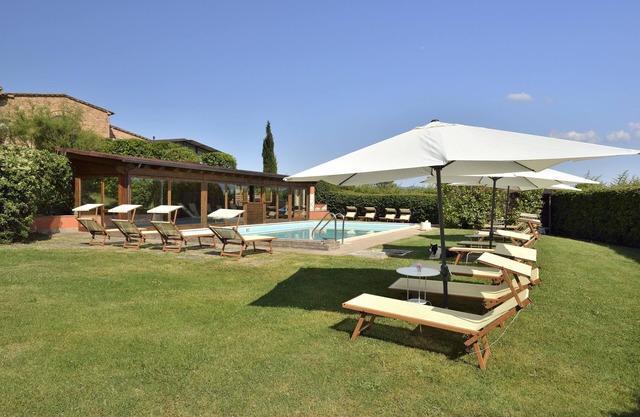 Porsenna Resort