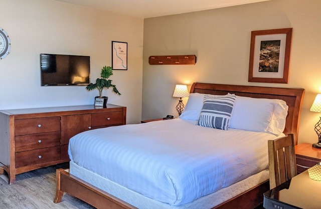 Port Cabana - Unit 3