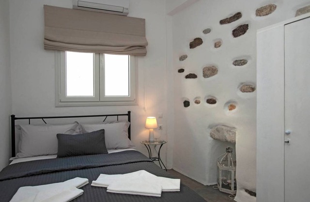 Portes View Traditional House