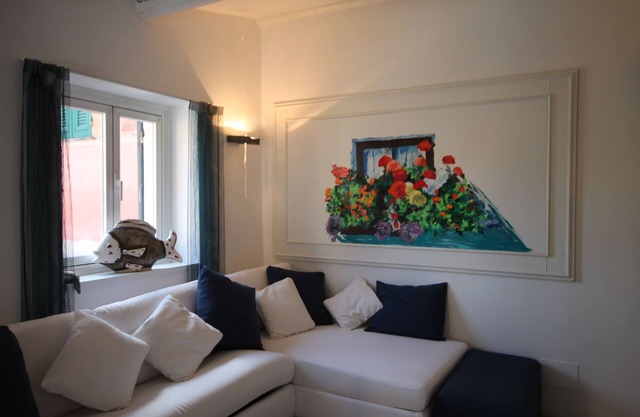 Portofino's Cozy Terrace Wi-fi A/C
