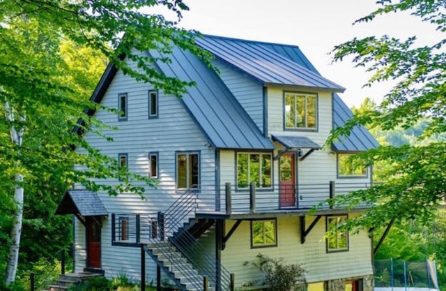 Post and Beam Home with Stunning Views & Modern Comforts
