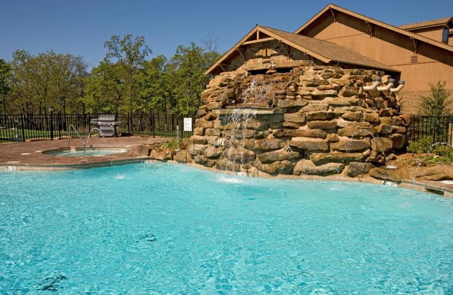 POSTOAK Lodge and Retreat