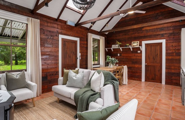 Pottery Cottage, Alpine, Southern Highlands
