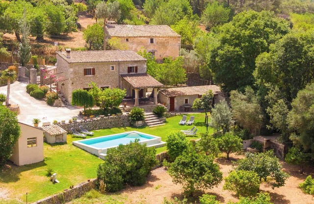 Pou Bo - Beautiful villa with pool and garden in Campanet