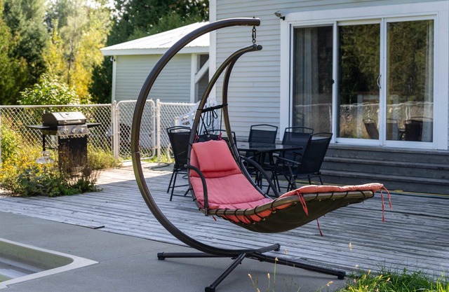 Private Hot tub & Pool | Lac des Français | Menoua