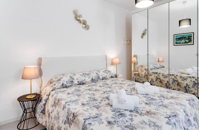 PRA 'Lovely Modern Apartment x4 FREE PARKING