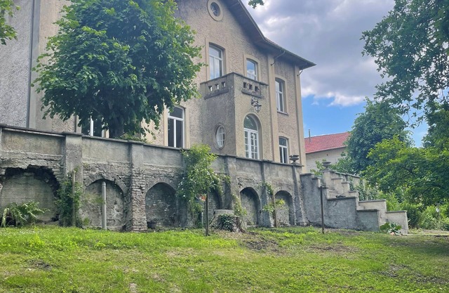 Prachtig landhuis Château Ravet in dorpje Bierges