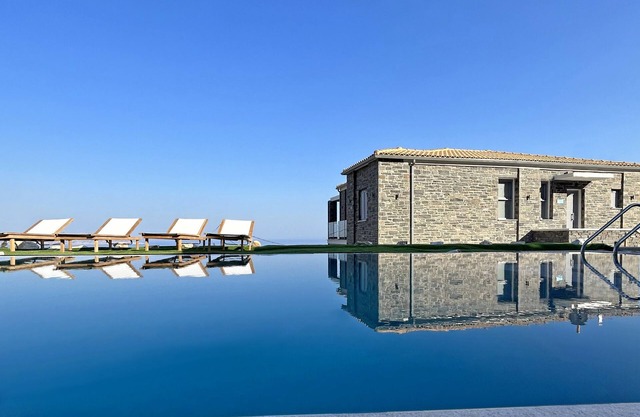 Pramnos villa is part of Tsapelas villas complex and it is located in Ikaria