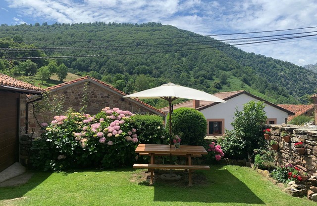 Preciosa Casa Montañesa en Picos de Europa, Cicera, Cantabria