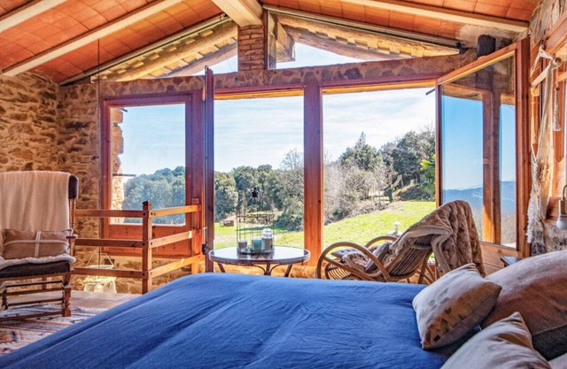 Preciosa suite romántica rural only adults, con jacuzzi y chimenea