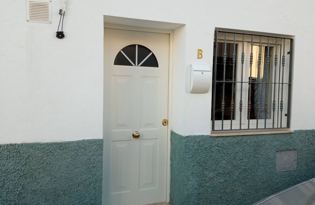 Precioso Apartamento de dos Dormitorios a pie de Calle