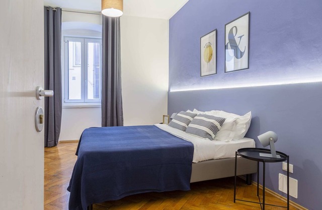 Precious Room with Private bathroom ★Prussian Blue ★Free Wifi
