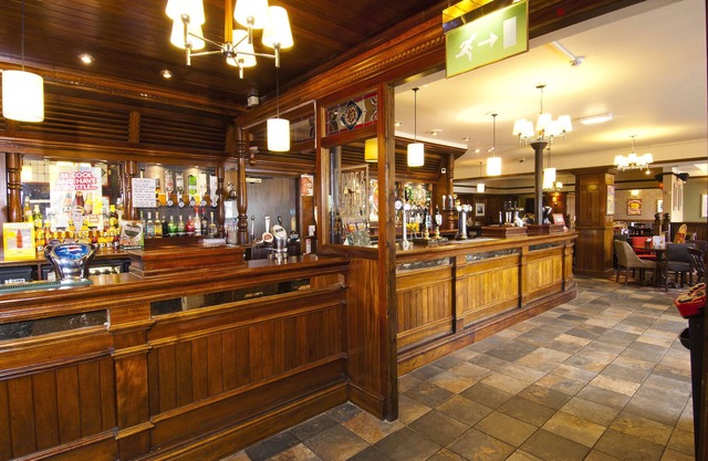 Premier Inn Bolton West