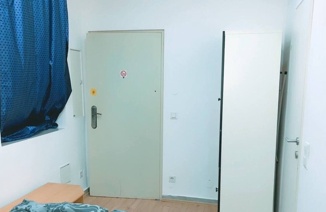 Premier Studio 2P LG