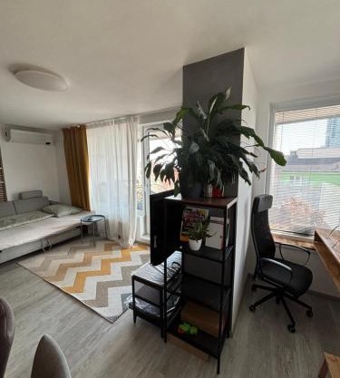 Premiere apartment Bratislava - private parking