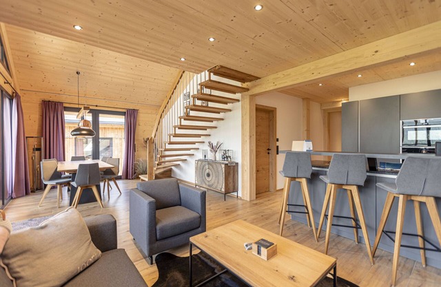 Premium Apartment gallery with 3 bedrooms and sauna & whirlpool