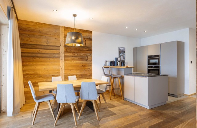 Premium Apartment with 2 bedrooms and sauna & whirlpool