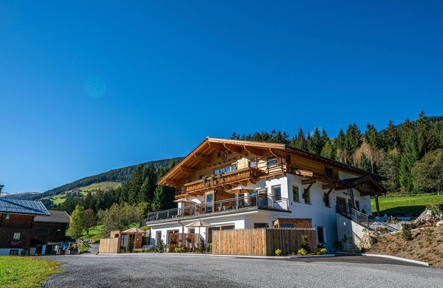 Premium combination with gondola view and sauna
