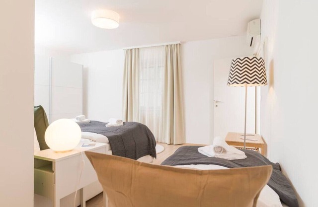 Premium Business Apartment
