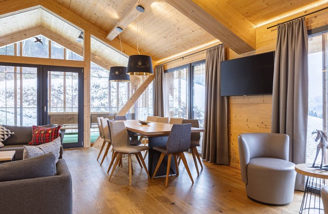 Premium Chalet with 5 bedrooms and sauna & pool