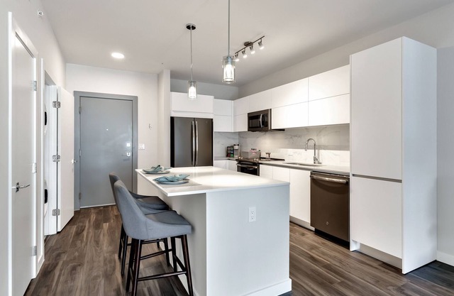 Premium Condo on Las Olas River