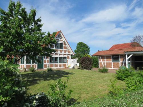 Premium-Ferienhaus Elbstar im Feriendorf Altes Land an der Elbe