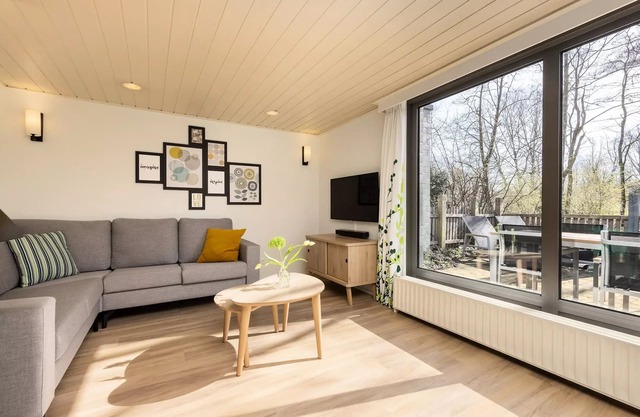 Premium-Kinderhaus für 4 Personen