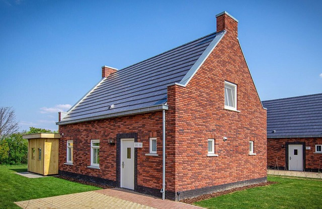 Premium Outdoor 6p - Three Bedroom Villa, Sleeps 6