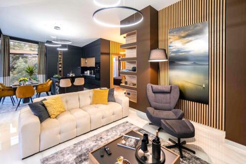 Premium Penthouse