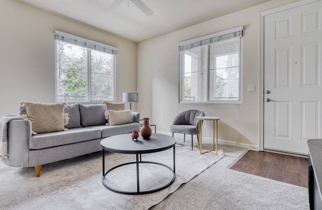 Premium San Jose 1BR w/Pool & Gym, walk to Caltrain, by Blueground
