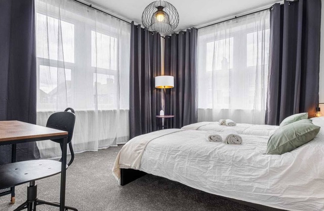Premium twin room-en suite-Newcastle