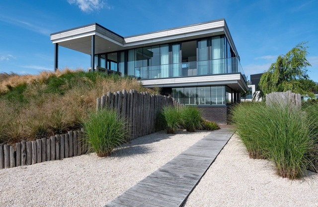 Prestigious 10-person Strandvilla with a spacious outside area