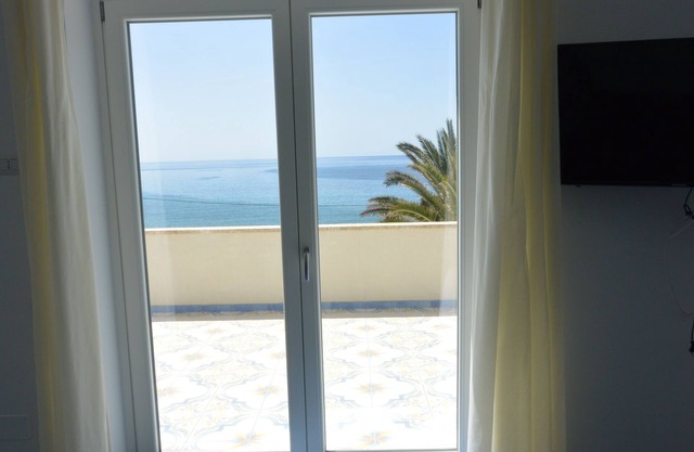 Prestigious villa on the sea of ​​Ogliastro Castellabate 6 beds