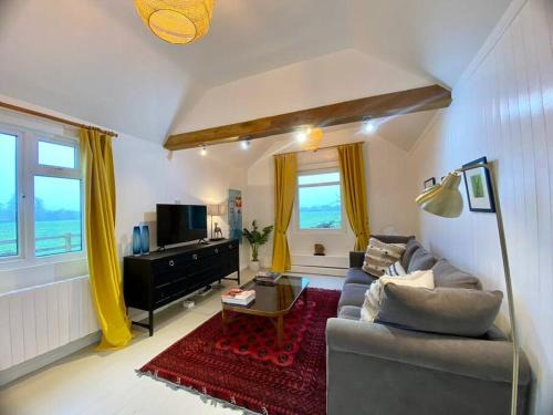 Pretty 1 bedroom cottage near Cirencester