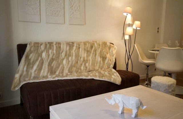 🎖 Pretty 3 rooms in the city center