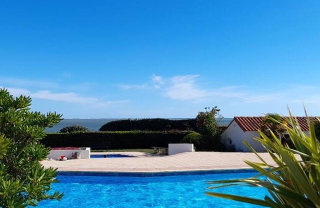 Pretty 80 m2 house with sea view in Pornic