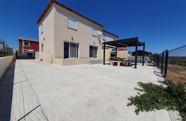 Pretty holiday home in the Camargue