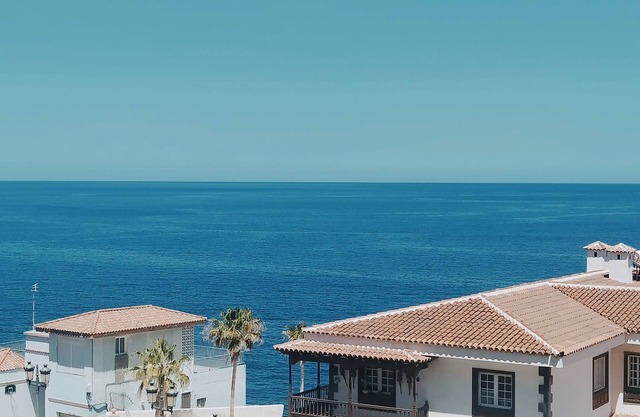 PRETTY SEA VIEW