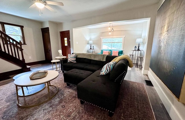 Prime location 3 bed 1.5 bath