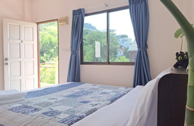 Prime retreat next to Patong Beach and dining. Cozy, private, and unforgettable.