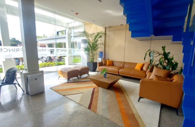 Prince Express Inn