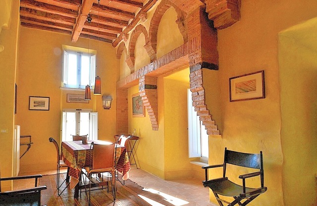 Prisca House in the Ancient Village of Buonconvento (Val D'Orcia)
