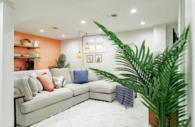 Private 1-BR/DC Residential-Style Stay/Parking