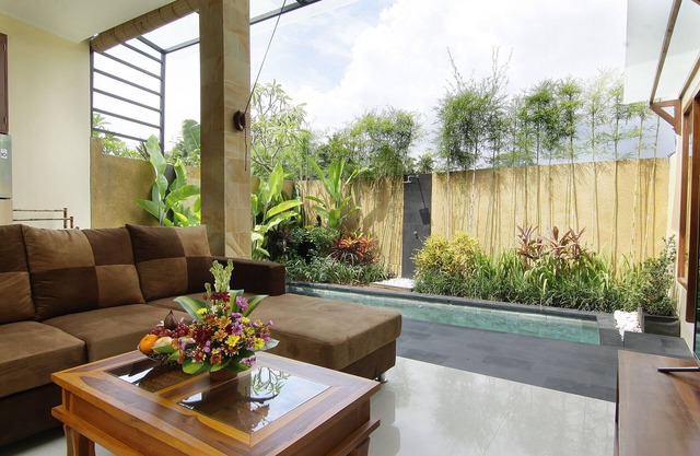 Private 1BR Villa near tourist areas - Green tropical scenery